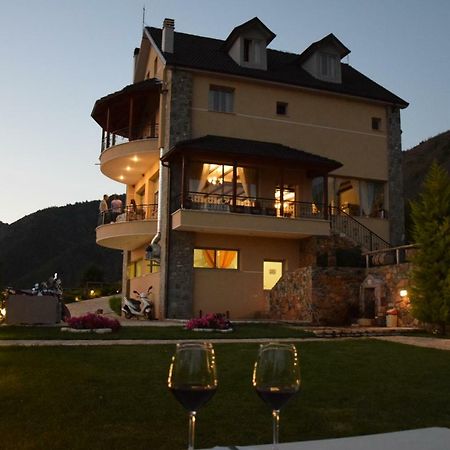 Sofra E Shpatit Hotel Elbasan Exterior photo