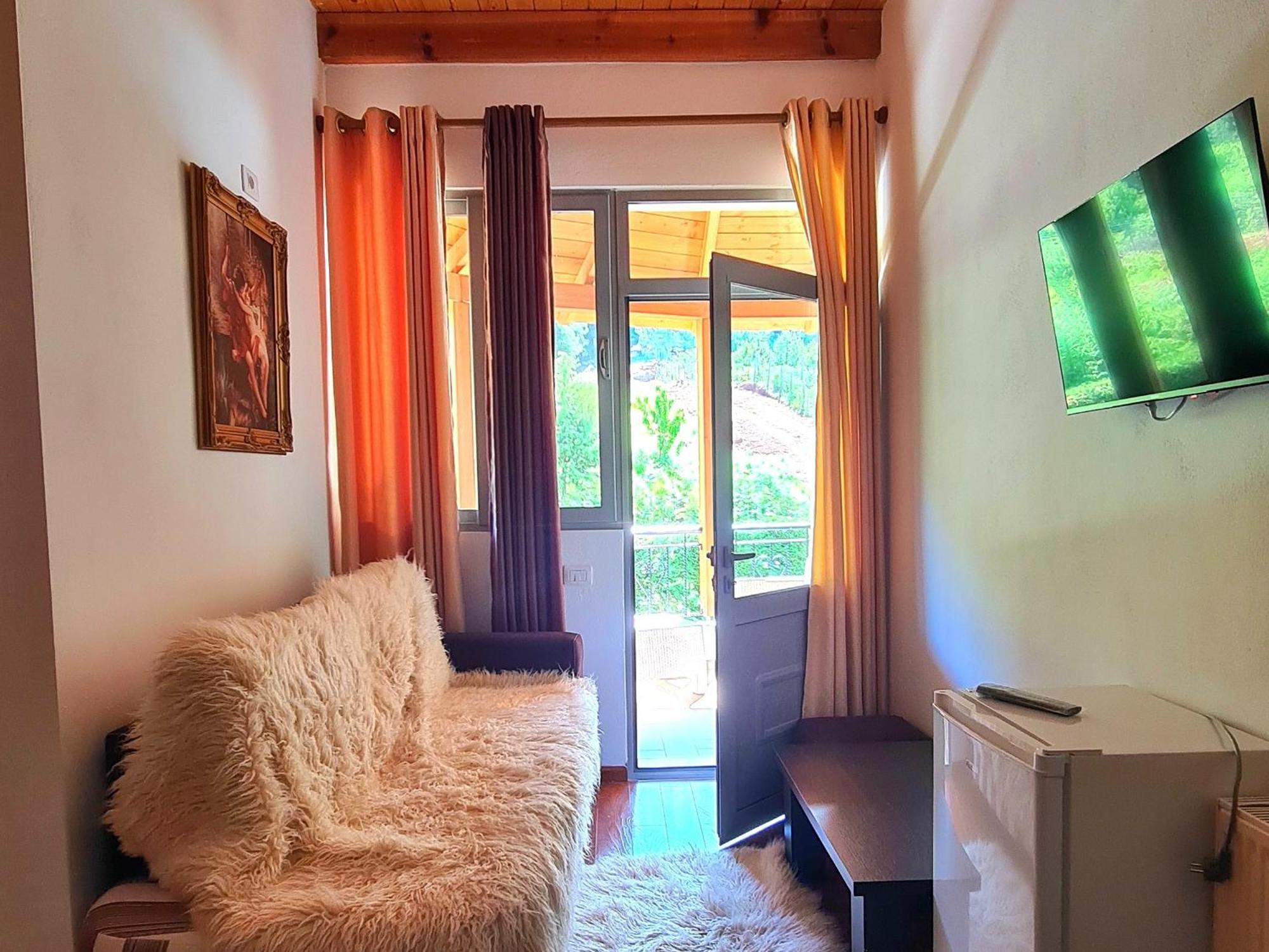Sofra E Shpatit Hotel Elbasan Room photo