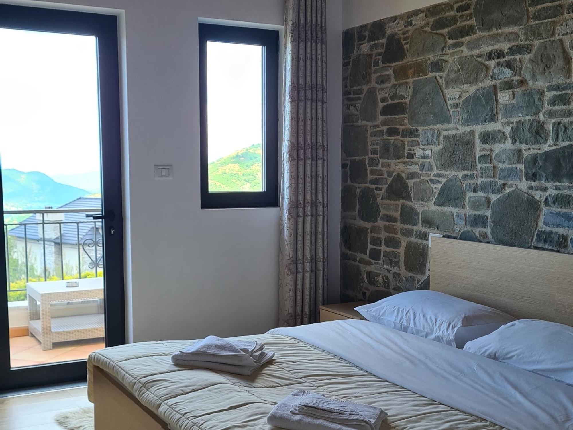 Sofra E Shpatit Hotel Elbasan Room photo